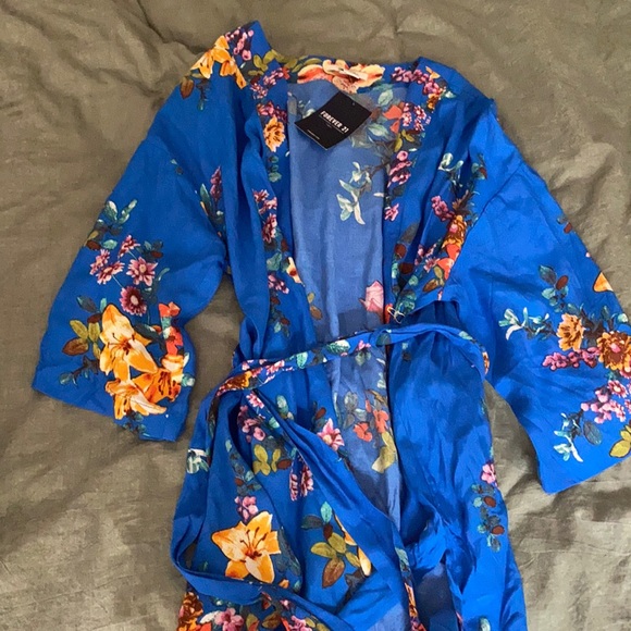 S Forever 21 tie kimono - Picture 1 of 1